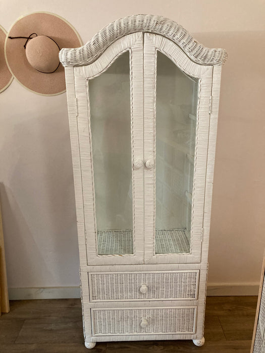 Wicker Hutch With Wallpaper